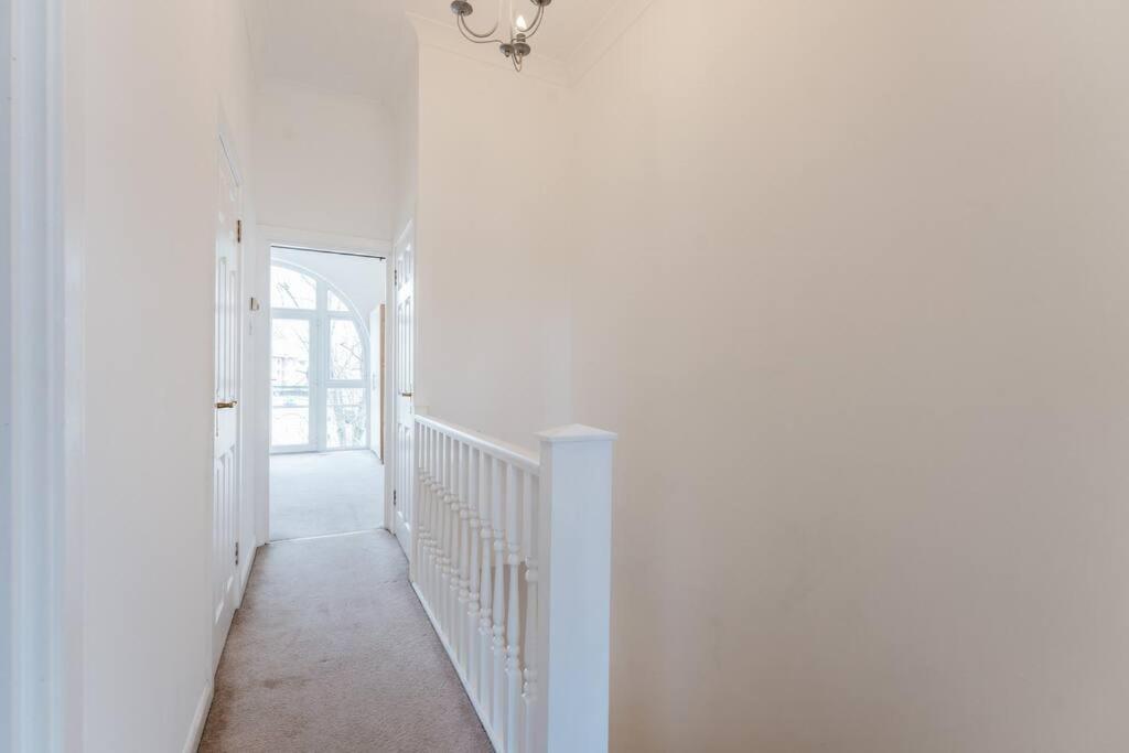 Comfortable Double Room For Your London Getaway Dış mekan fotoğraf